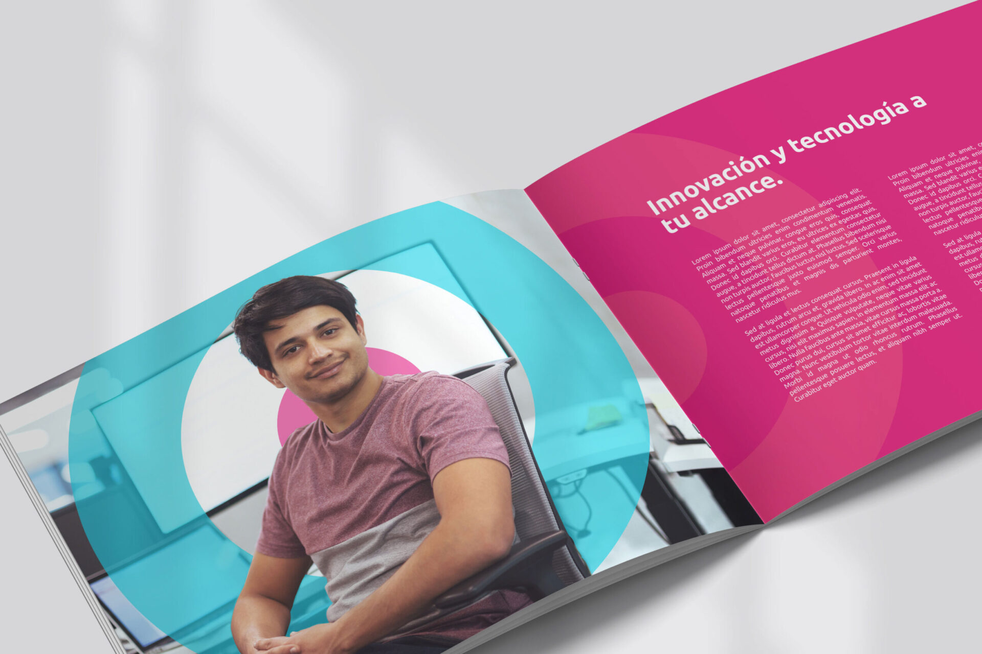Branding para CODIUM por Carbono Agencia, aplicado en reportaje para revista impresa.