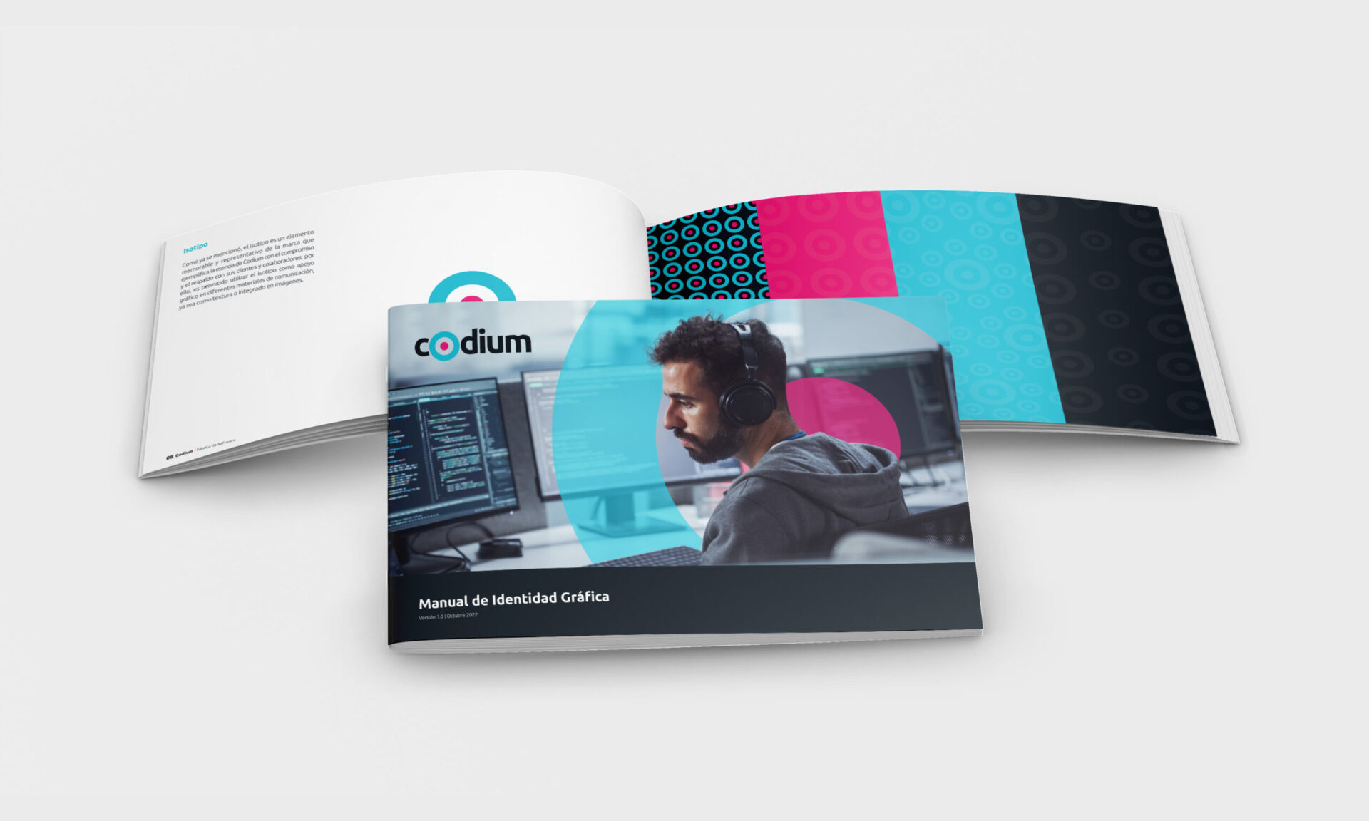Branding para CODIUM por Carbono Agencia, aplicado en manual de identidad gráfica de la marca.