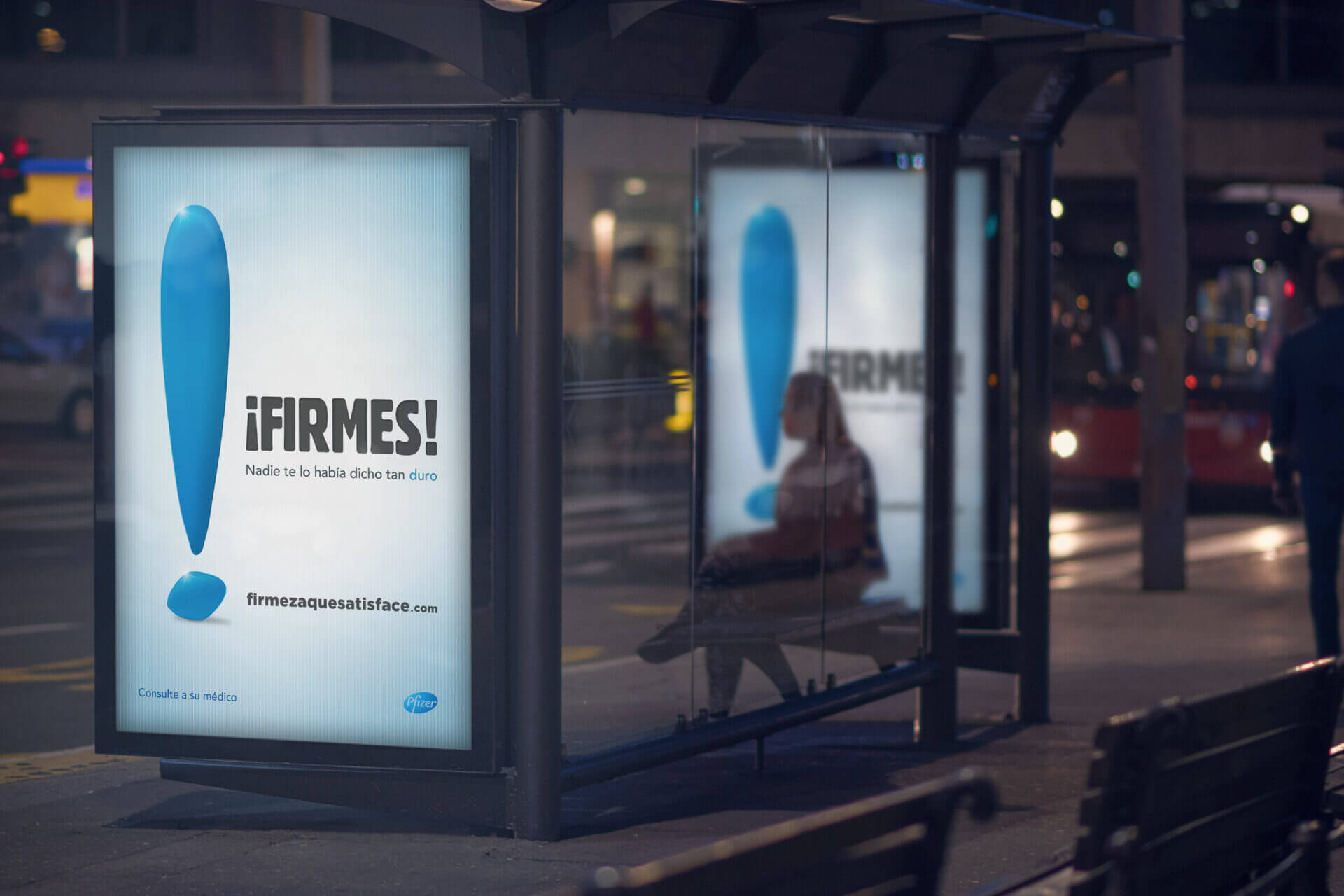 Publicidad OOH paradero Viagra Pfizer: diseño por Carbono agencia.